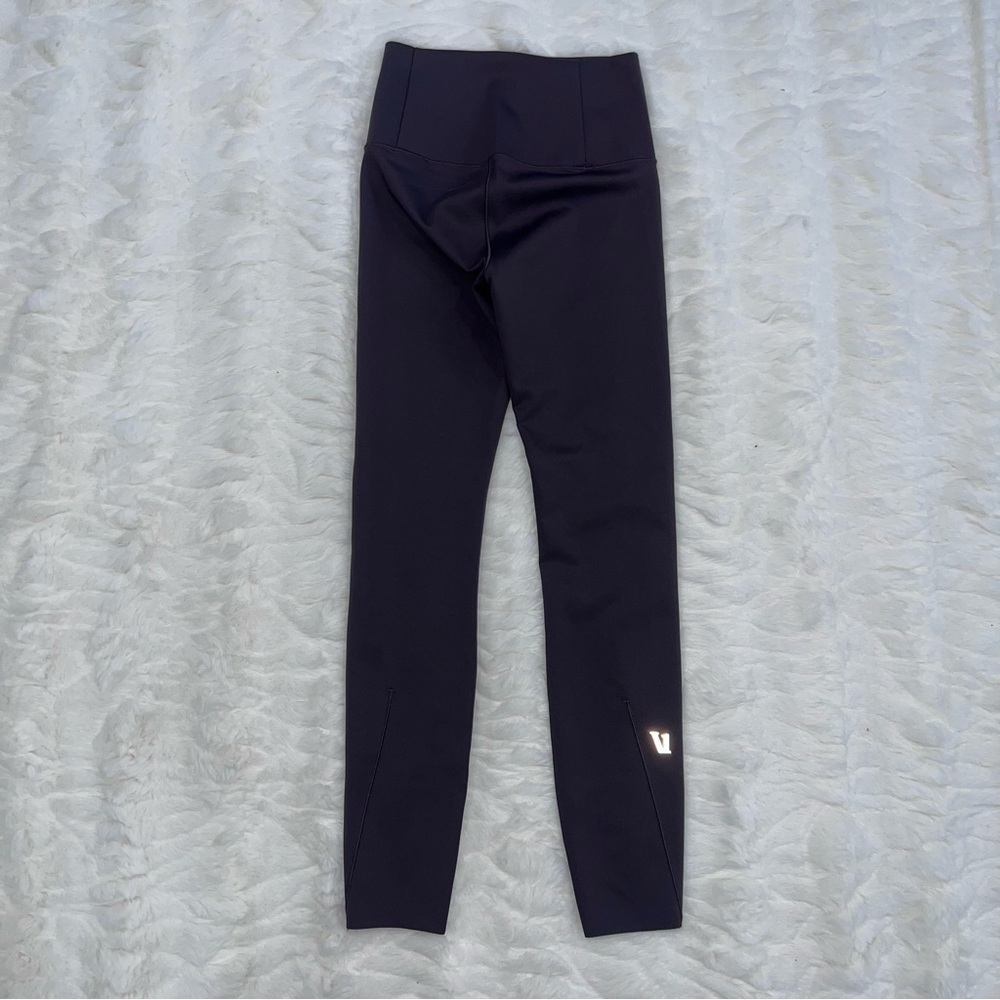 Vuori Purple Evolve Leggings - Picture 4 of 7
